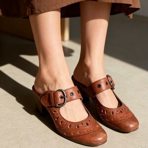 Mjus Brown Leather Clogs EU 38 Cutout Buckle Strap Comfort Heels Boho Casual